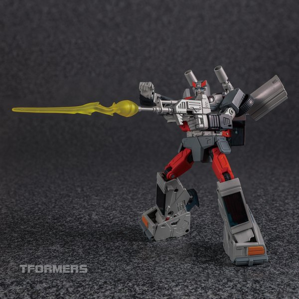 Masterpiece Bluestreak MP 18+ Animation Colors Version New Photos And North American Release 11 (11 of 30)